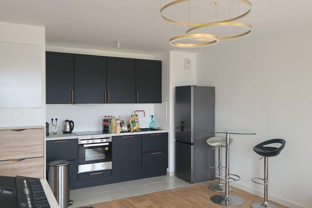 Appartement Chic 5 Min Disneyland/Vallee Village Serris Bagian luar foto